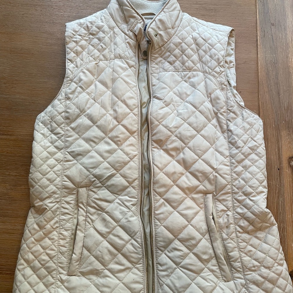 Beige fashion puffer vest- gold accent zipper/buttons